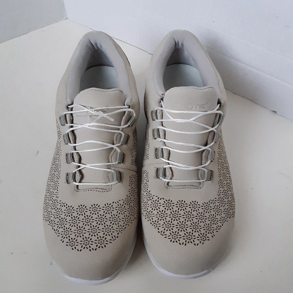 Zerotie Women's 9.5M Sneaker
